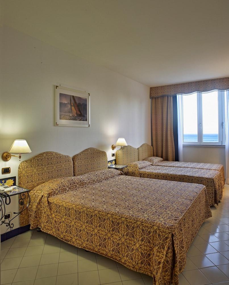Best Western Hotel Acqua Novella Spotorno Eksteriør bilde