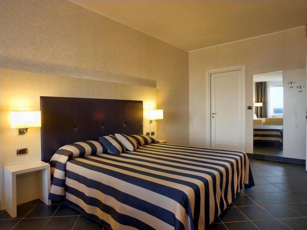 Best Western Hotel Acqua Novella Spotorno Eksteriør bilde